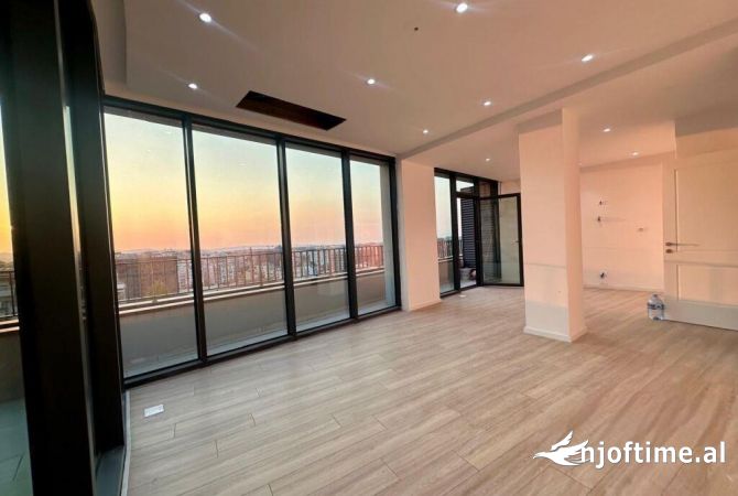 Shtepi ne shitje Apartament ne Tirane, 2+1, Mobilimi Bosh, pa mobiluar, Pagesa 400,000  Euro.