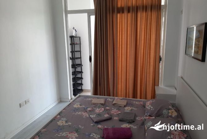Shtepi me qera 1+1 ne Tirane - 650 Euro