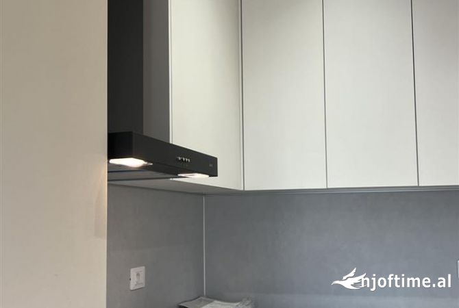 Shtepi me qera Apartament ne Tirane, 1+1, Mobilimi E mobiluar, Pagesa 850  Euro.