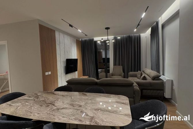 Shtepi me qera Apartament ne Tirane, 3+1, Mobilimi E mobiluar, Pagesa 1,600  Euro.