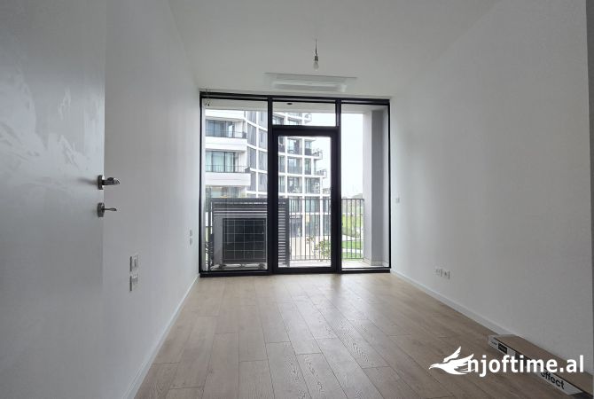 AMBIENT BIZNESI PER QERA TE LAKE VIEW LIQENI 