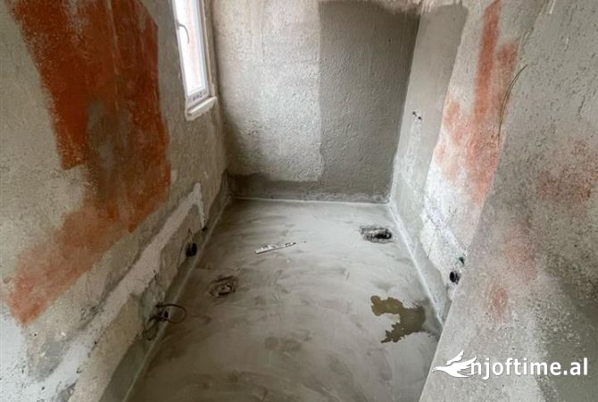 Shtepi ne shitje 1+1 ne Tirane - 102,000 Euro