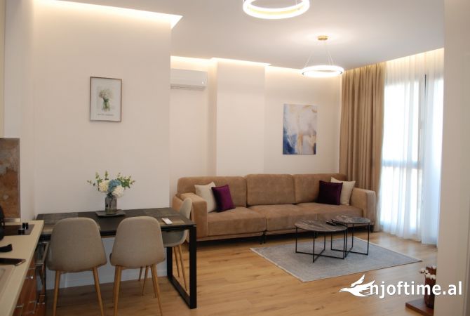 APARTAMENT 1+1 ME QERA - RRUGA E KOSOVAREVE