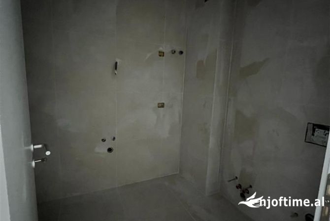 Shtepi ne shitje 1+1 ne Tirane - 66,000 Euro