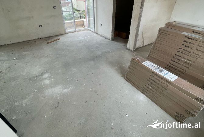 House for Sale 2+1 in Tirana - 102,000 Euro