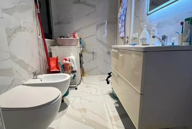 Shtepi ne shitje 1+1 ne Tirane - 140,000 Euro