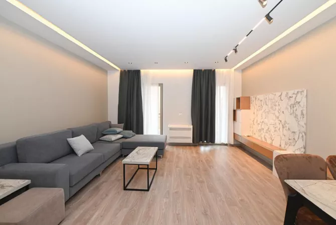 Shtepi me qera Apartament ne Tirane, 2+1, Mobilimi E mobiluar, Pagesa 1,200  Euro.