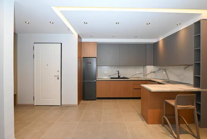 Shtepi me qera Apartament ne Tirane, 2+1, Mobilimi E mobiluar, Pagesa 1,200  Euro.