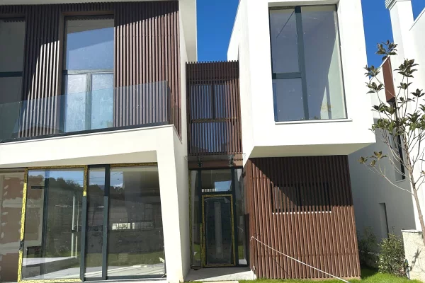 House for Sale 7+1 in Tirana - 780,000 Euro