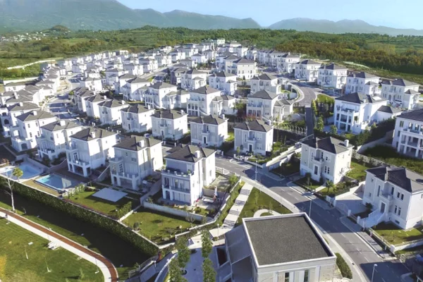 Shtepi ne shitje Vila Luksoze ne Tirane, 7+1, Mobilimi E mobiluar, Pagesa 1,600,000  Euro.