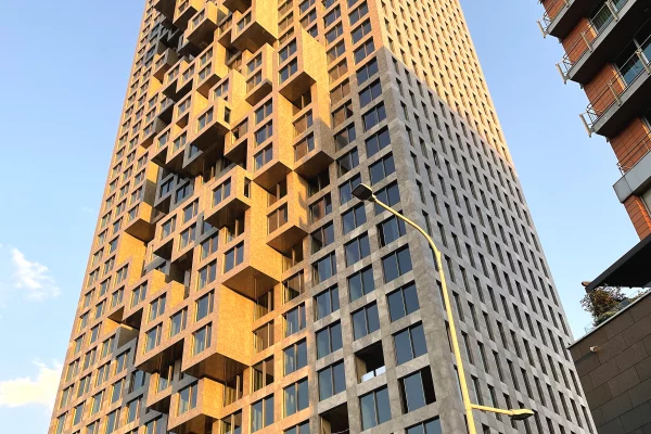 Ambient biznesi me qera 3+1 ne Tirane - 37,500 Euro