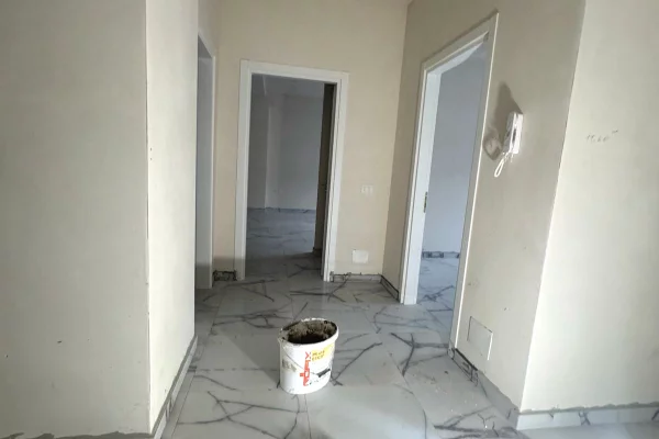 Apartment for sale in Tirana 3+1, Emty