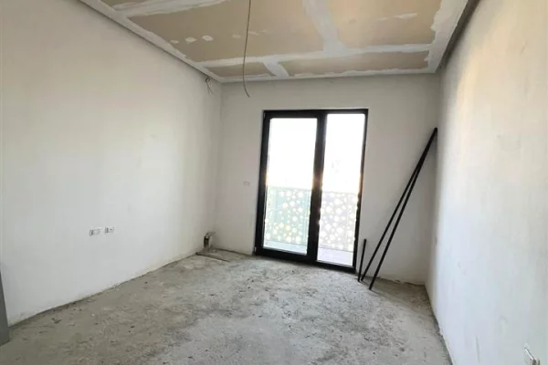 Shtepi ne shitje 1+1 ne Tirane - 210,000 Euro