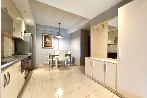 Shtepi ne shitje Apartament ne Tirane, 2+1, Mobilimi E mobiluar, Pagesa 190,000  Euro.