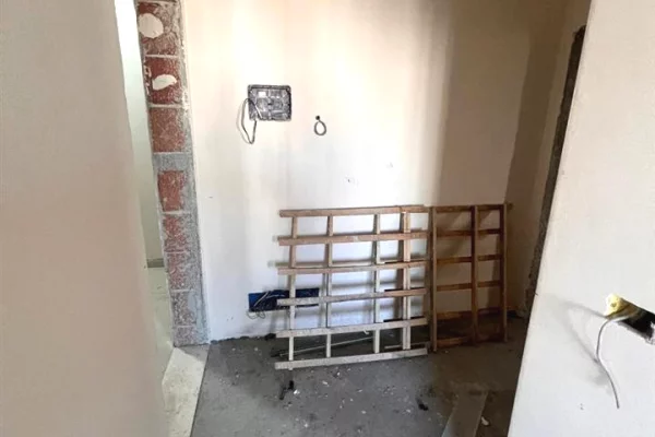 Shtepi ne shitje 1+1 ne Tirane - 99,000 Euro