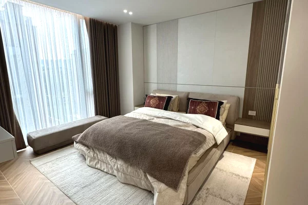 Shtepi me qera Vila Luksoze ne Tirane, 5+1, Mobilimi E mobiluar, Pagesa 3,500  Euro.