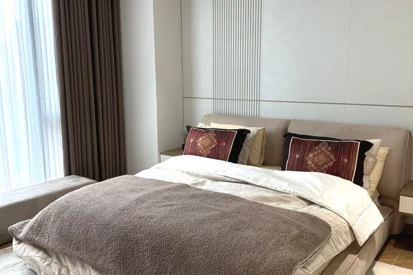 Shtepi me qera Vila Luksoze ne Tirane, 5+1, Mobilimi E mobiluar, Pagesa 3,500  Euro.