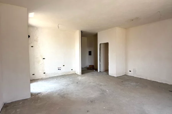 Apartment for sale in Tirana 2+1, Emty