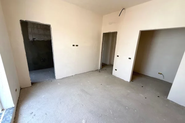 Apartment for sale in Tirana 2+1, Emty