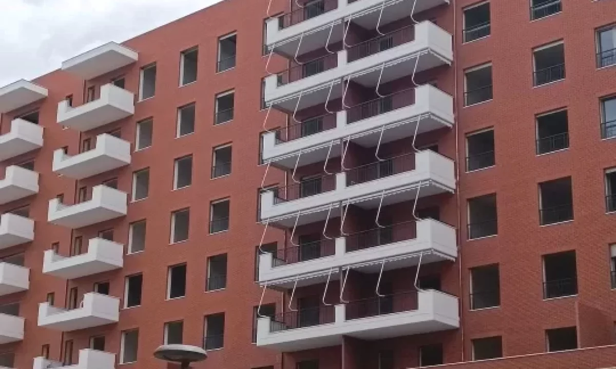 Luxury villas for sale in Tirana 2+1, Emty