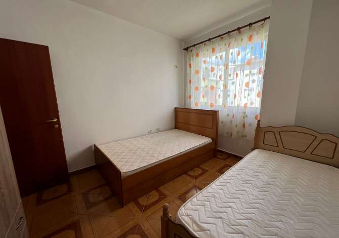 Shtepi me qera Apartament ne Tirane, 2+1, Mobilimi E mobiluar, Pagesa 38,000  Leke.