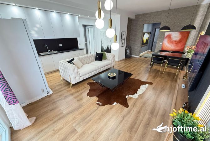 Shtepi me qera 2+1 ne Tirane - 700 Euro