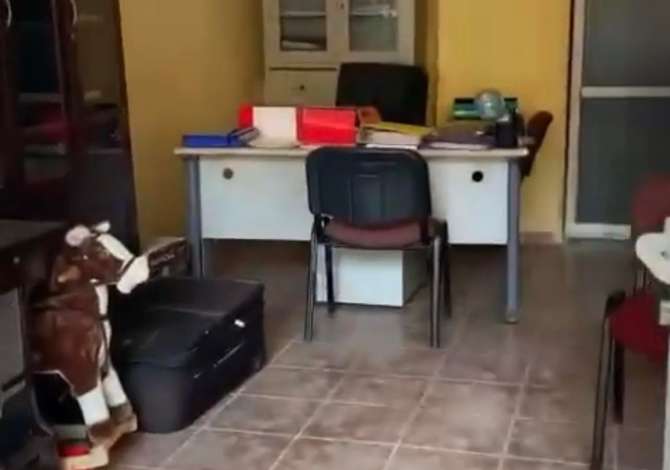 Ambient biznesi ne shitje 3+1 ne Tirane - 24,000 Euro