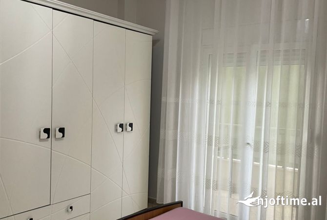 Shtepi me qera 1+1 ne Tirane - 400 Euro