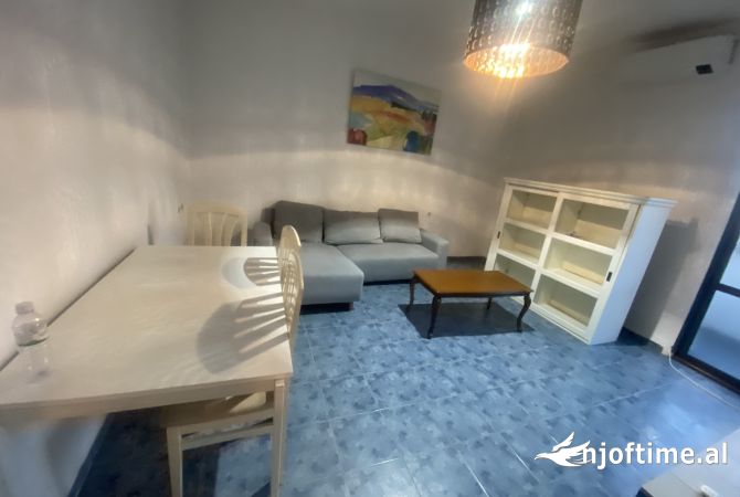 Shtepi me qera 1+1 ne Tirane - 400 Euro