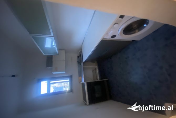 Shtepi me qera 1+1 ne Tirane - 400 Euro