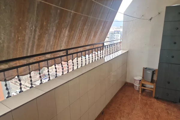 Shtepi me qera Apartament ne Tirane, 2+1, Mobilimi E mobiluar, Pagesa 500  Euro.