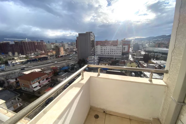 Shtepi me qera Apartament ne Tirane, 2+1, Mobilimi E mobiluar, Pagesa 500  Euro.