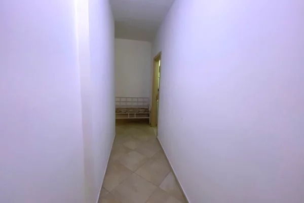 Shtepi me qera Apartament ne Tirane, 2+1, Mobilimi E mobiluar, Pagesa 500  Euro.