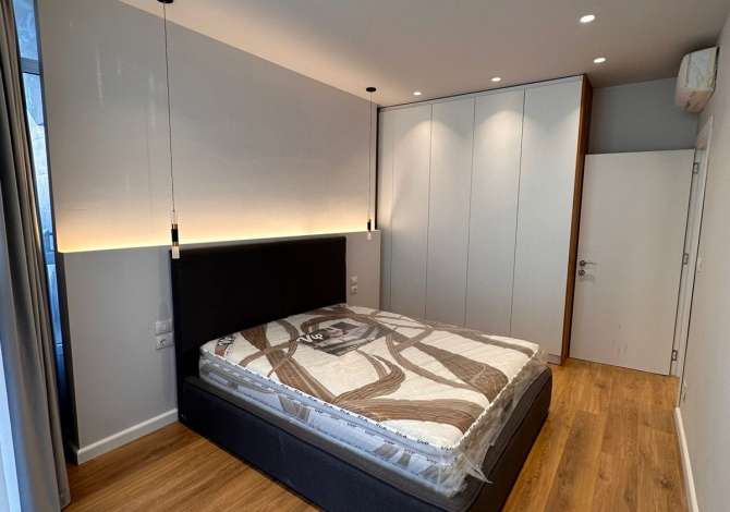 Shtepi me qera Apartament ne Tirane, 1+1, Mobilimi E mobiluar, Pagesa 500  Euro.