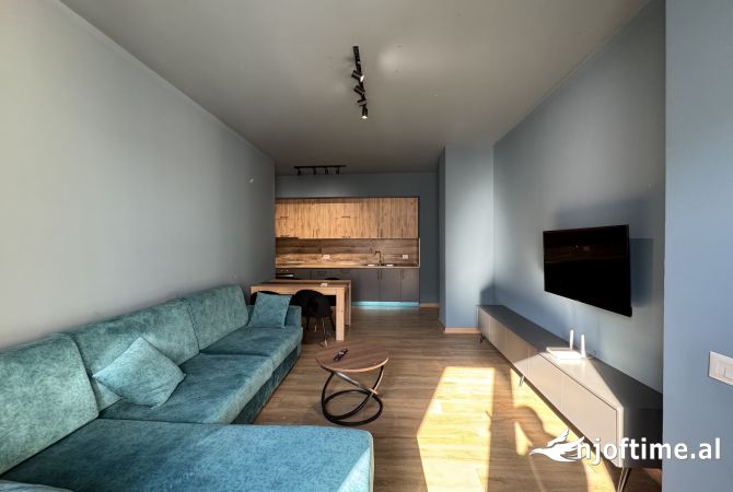 Shtepi ne shitje Apartament ne Tirane, 2+1, Mobilimi E mobiluar, Pagesa 150,000  Euro.
