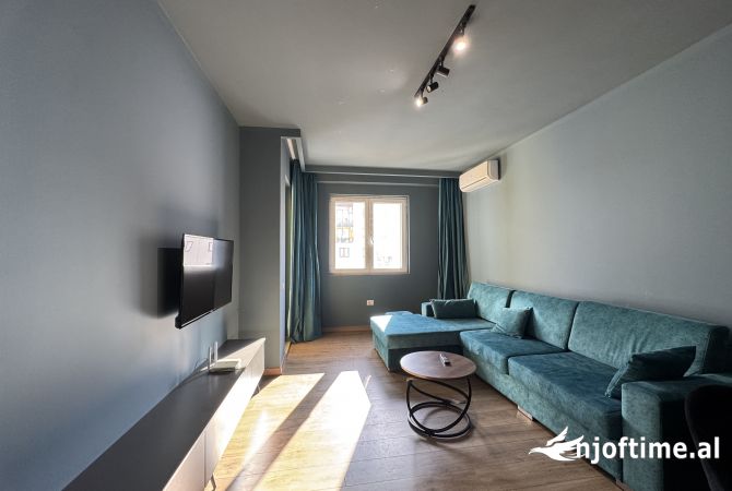 Shtepi ne shitje Apartament ne Tirane, 2+1, Mobilimi E mobiluar, Pagesa 150,000  Euro.