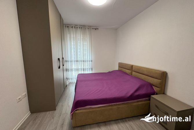 Shtepi me qera 2+1 ne Tirane - 730 Euro