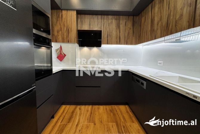 Shtepi ne shitje 2+1 ne Tirane - 215,000 Euro