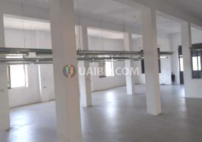 Ambient biznesi me qera 4+1 ne Shkoder - 400 Euro