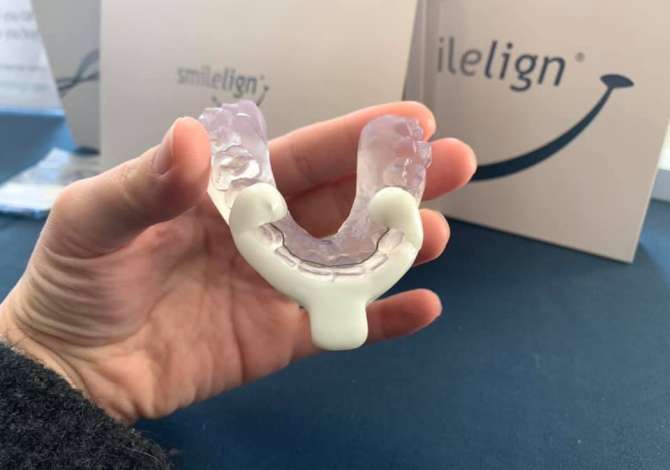 Klinika Dentare Big Smiles ofron sherbime per zbardhje totale, Aparat Ortodontik metalik, Proteze antialergjike 