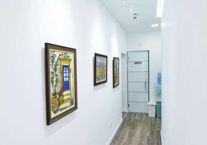 Klinika dentare Lako ofron sherbime ne Paradontologji, Estetik dentare, Implatologji dhe Ortodonci