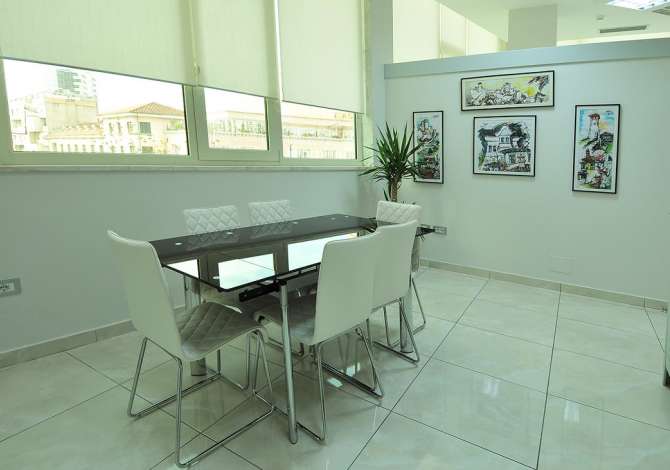 Klinika dentare Evident ofron sherbime Higjene dhe profilaksi,Zbardhim, Proteza,Pedodontie, Sedacioni koshient, Telekamera intraorale etj.