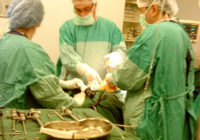 Klinika qe ofron qender fekondimi (IVF) dhe sherbime te tjera gjinekologjike