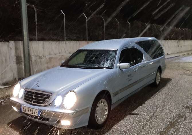 Agjensi Funeralesh ofron Sherbime Funerale brenda dhe jashte vendit dhe Varre te te gjitha llojeve me punime Mermeri dhe Graniti