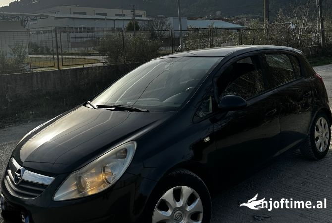 Makina ne shitje  ne Tirane - 3,100 Euro