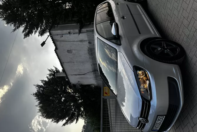 Makina ne shitje ne Tirane - 580,000 Leke