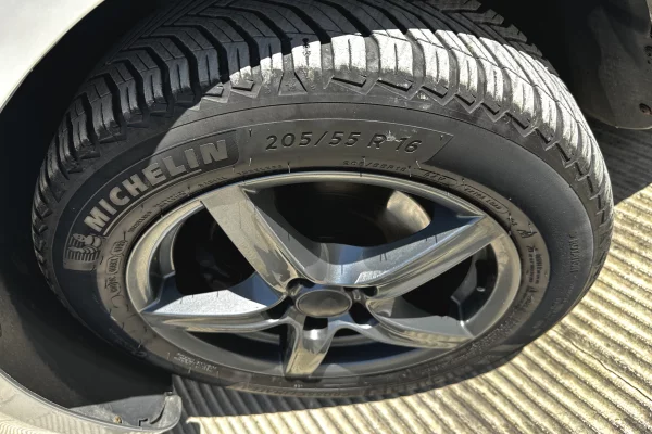 Cars for sale in Tirana, Volkswagen, 2011 Diesel,Kambio Manual Payment 540,000  Leke.