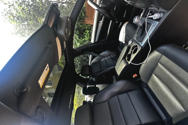 Makina ne shitje ne Tirane, Mercedes-Benz, 2010 gasoline-gas,Kambio Automatik Pagesa 780,000  Leke.