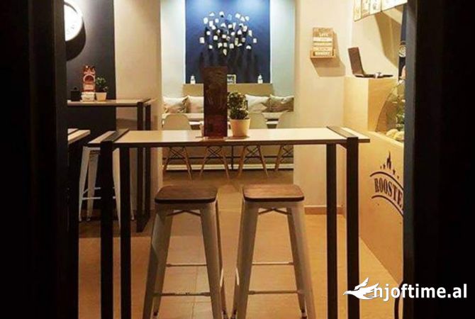 KARRIGE-TAVOLINA-Tenda