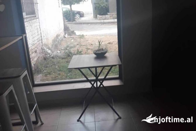 Pajisje biznesi ne shitje  ne Tirane - 25 Euro